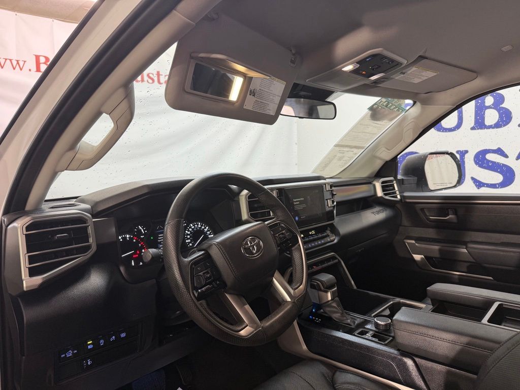 2024 Toyota Tundra SR5 - Photo 11