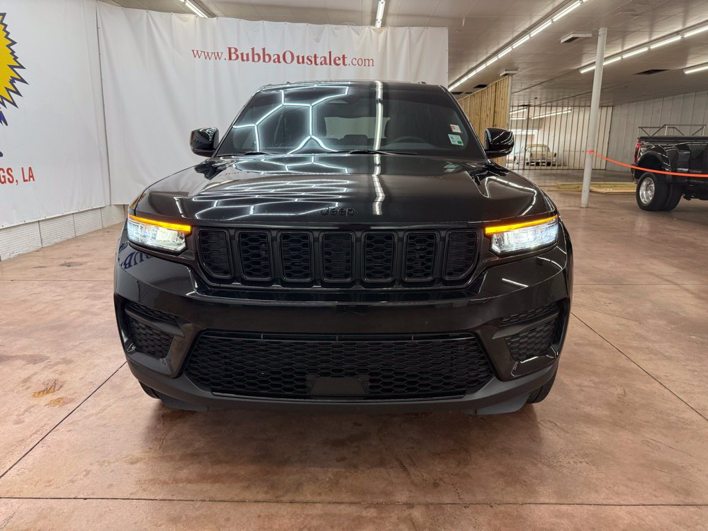 2023 Jeep Grand Cherokee Altitude - Photo 8