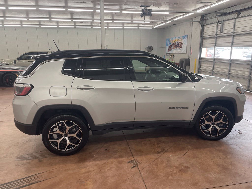 2025 Jeep Compass Limited - Photo 6