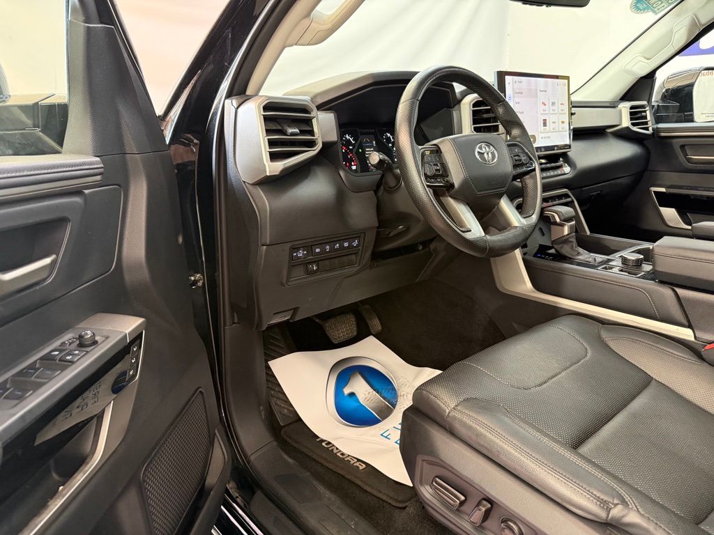 2022 Toyota Tundra Limited - Photo 10