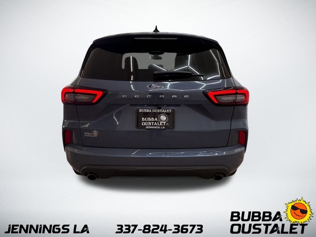 2023 Ford Escape ST-Line photo 4