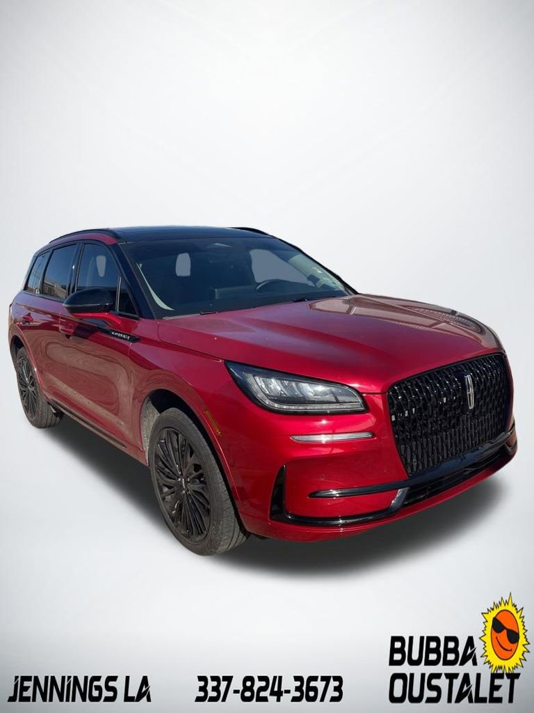 2025 Lincoln Corsair Premiere photo 3