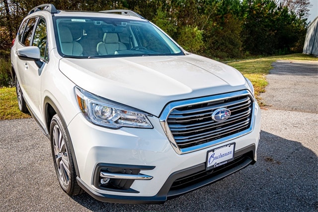 2022 Subaru Ascent Limited's photo