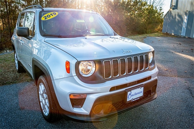 2019 Jeep Renegade Sport's photo
