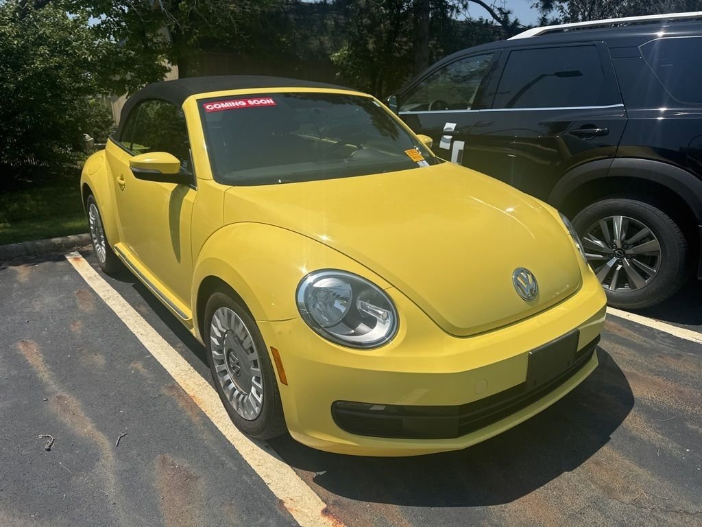 Used 2014 Volkswagen Beetle 1.8 with VIN 3VW517ATXEM812654 for sale in Hilliard, OH