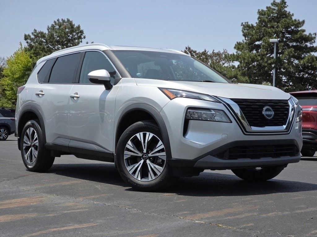 Used 2023 Nissan Rogue SV with VIN 5N1BT3BB3PC686832 for sale in Hilliard, OH