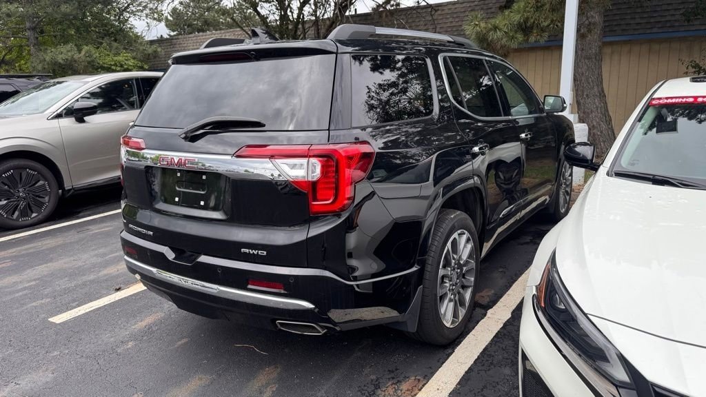 2022 Gmc Acadia Denali photo 3