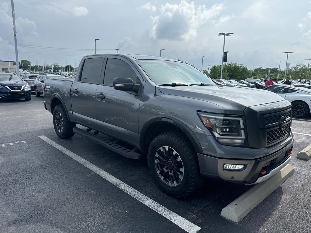 2020 Nissan Titan PRO-4X photo 2