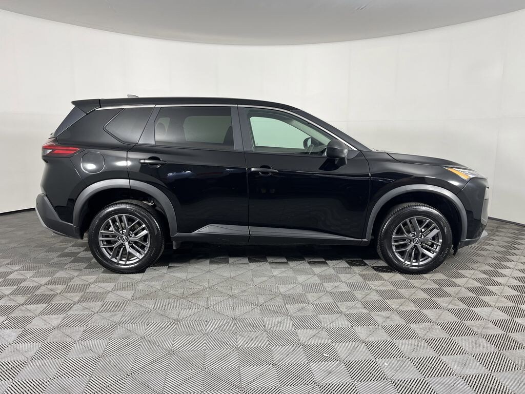 Used 2023 Nissan Rogue S SUV