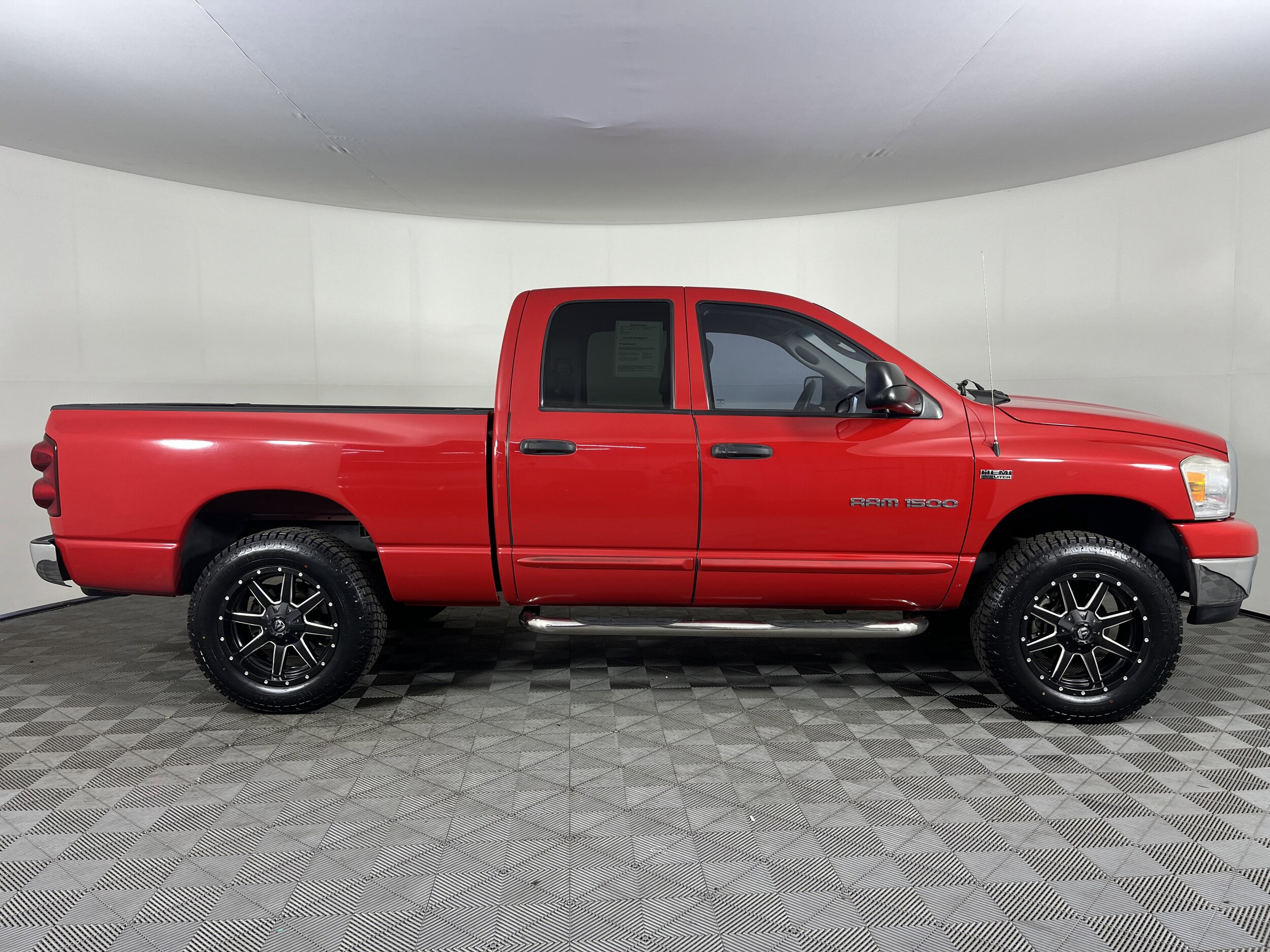 2007 Dodge Ram SLT photo 4