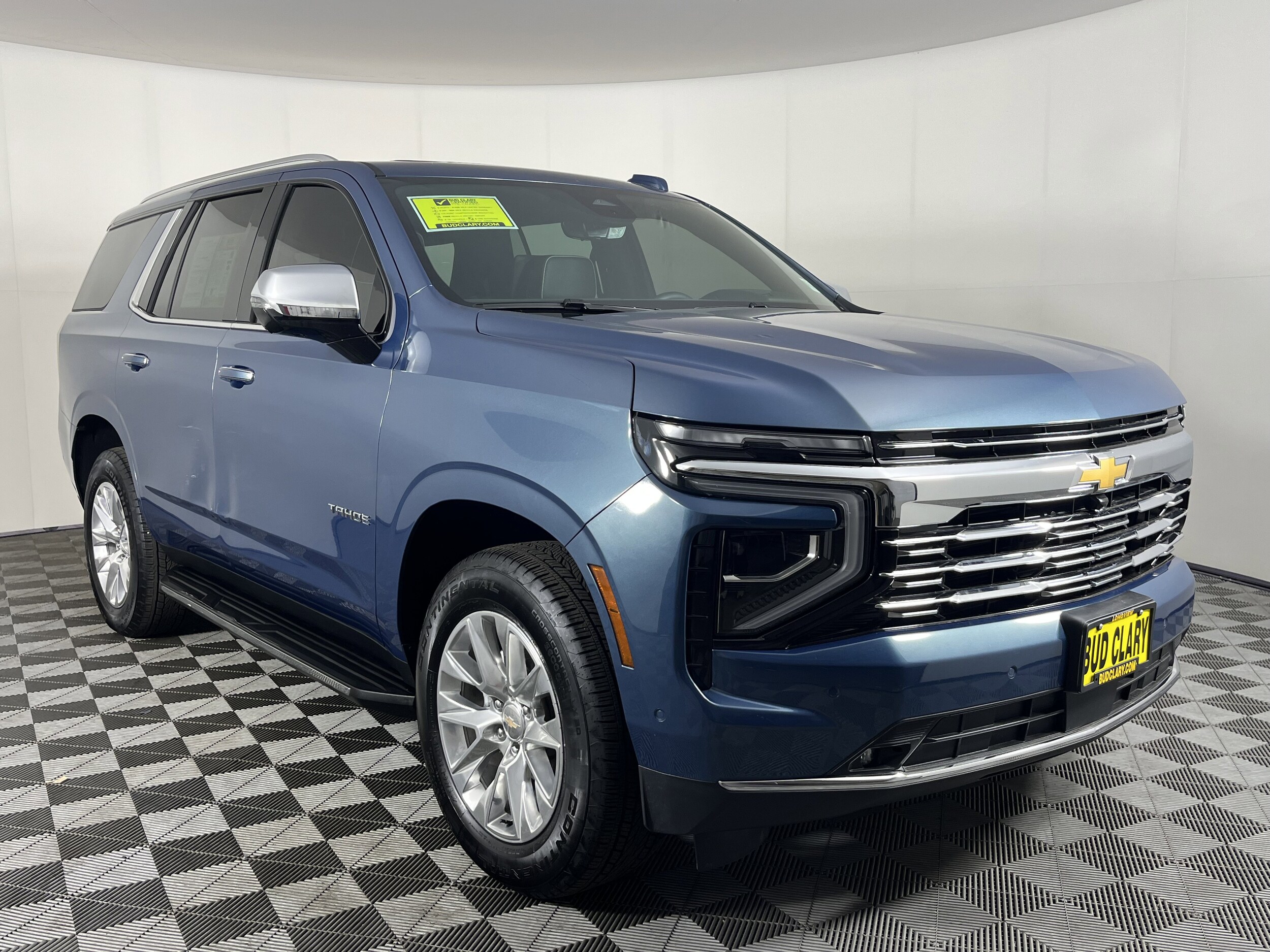 2025 Chevrolet Tahoe Premier photo 3