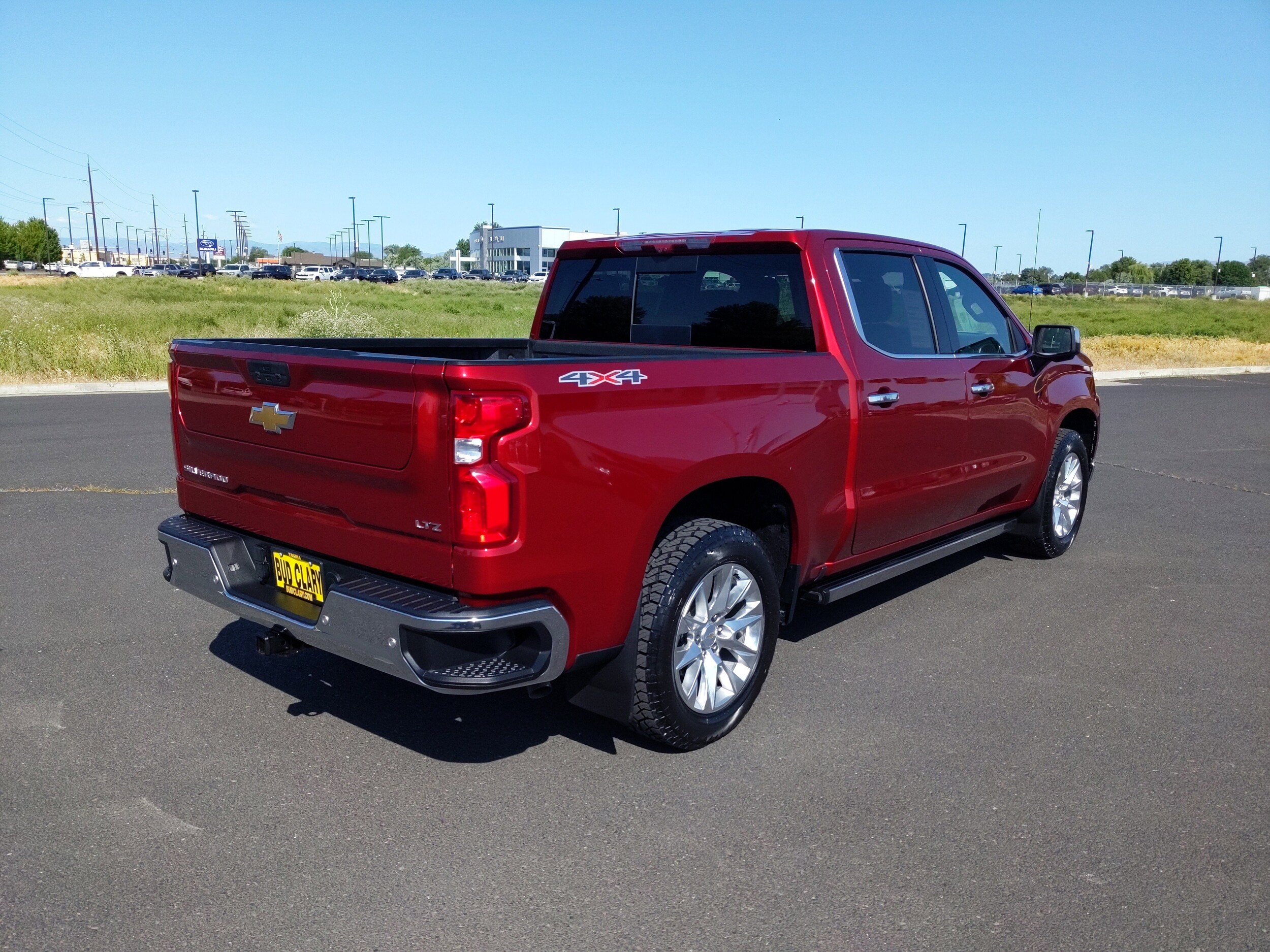 2022 Chevrolet Silverado 1500 LTZ photo 3