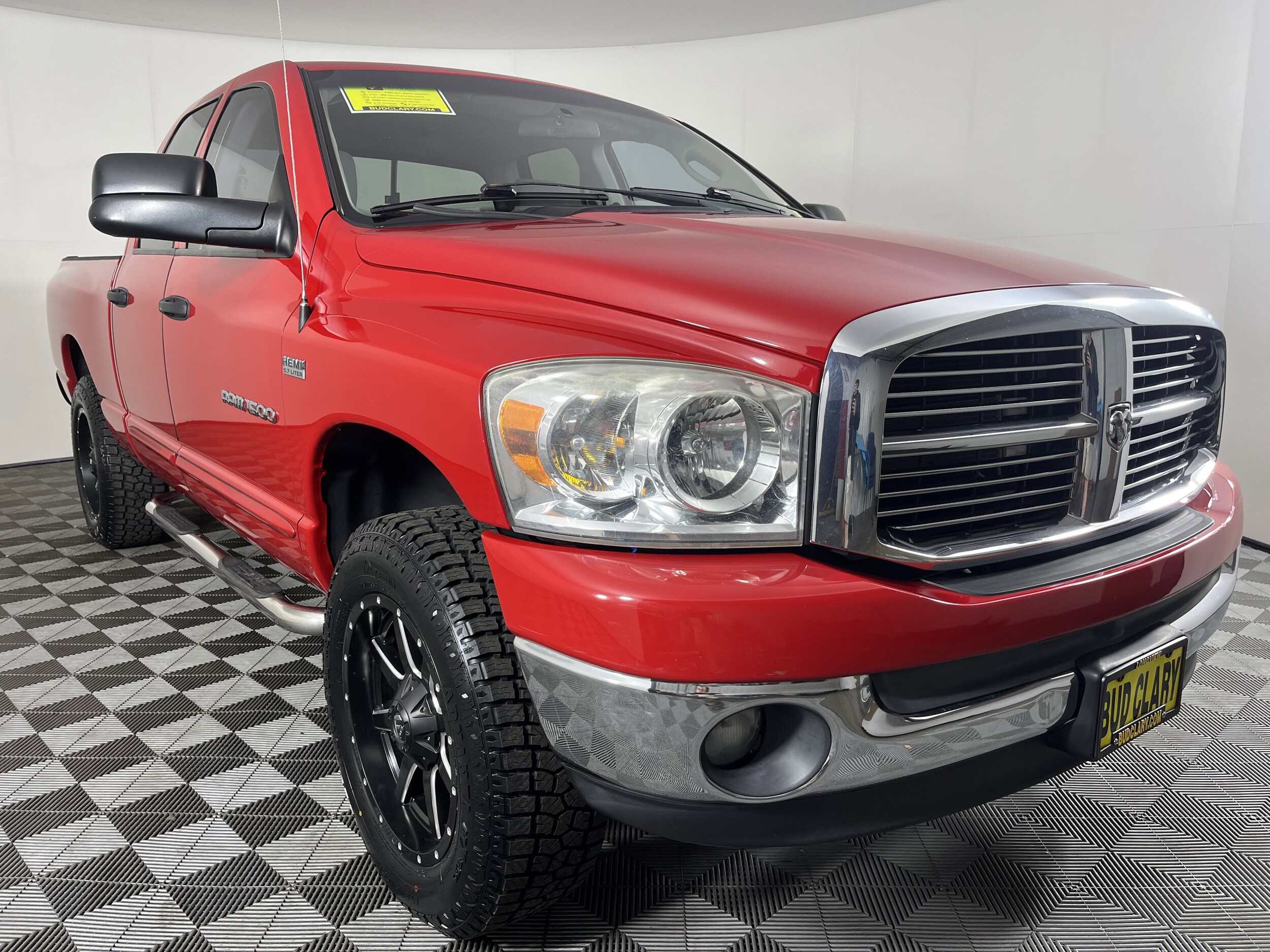 2007 Dodge Ram SLT photo 3