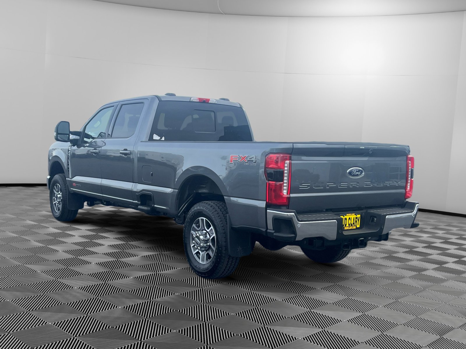 2025 Ford F-250 Lariat photo 3