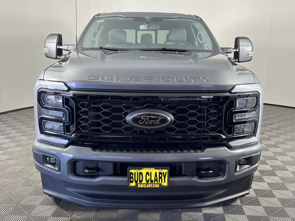 New 2025 Ford F-350SD XLT Truck