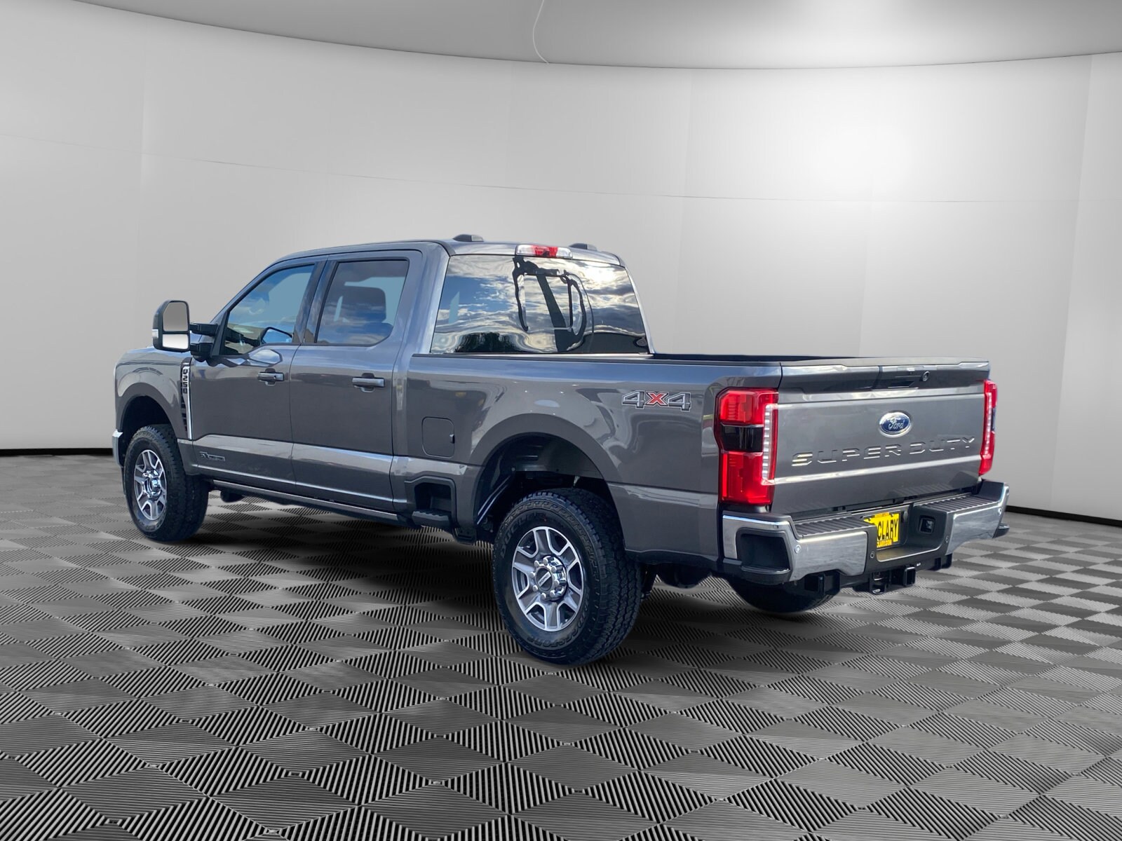 2025 Ford F-250 Lariat photo 3