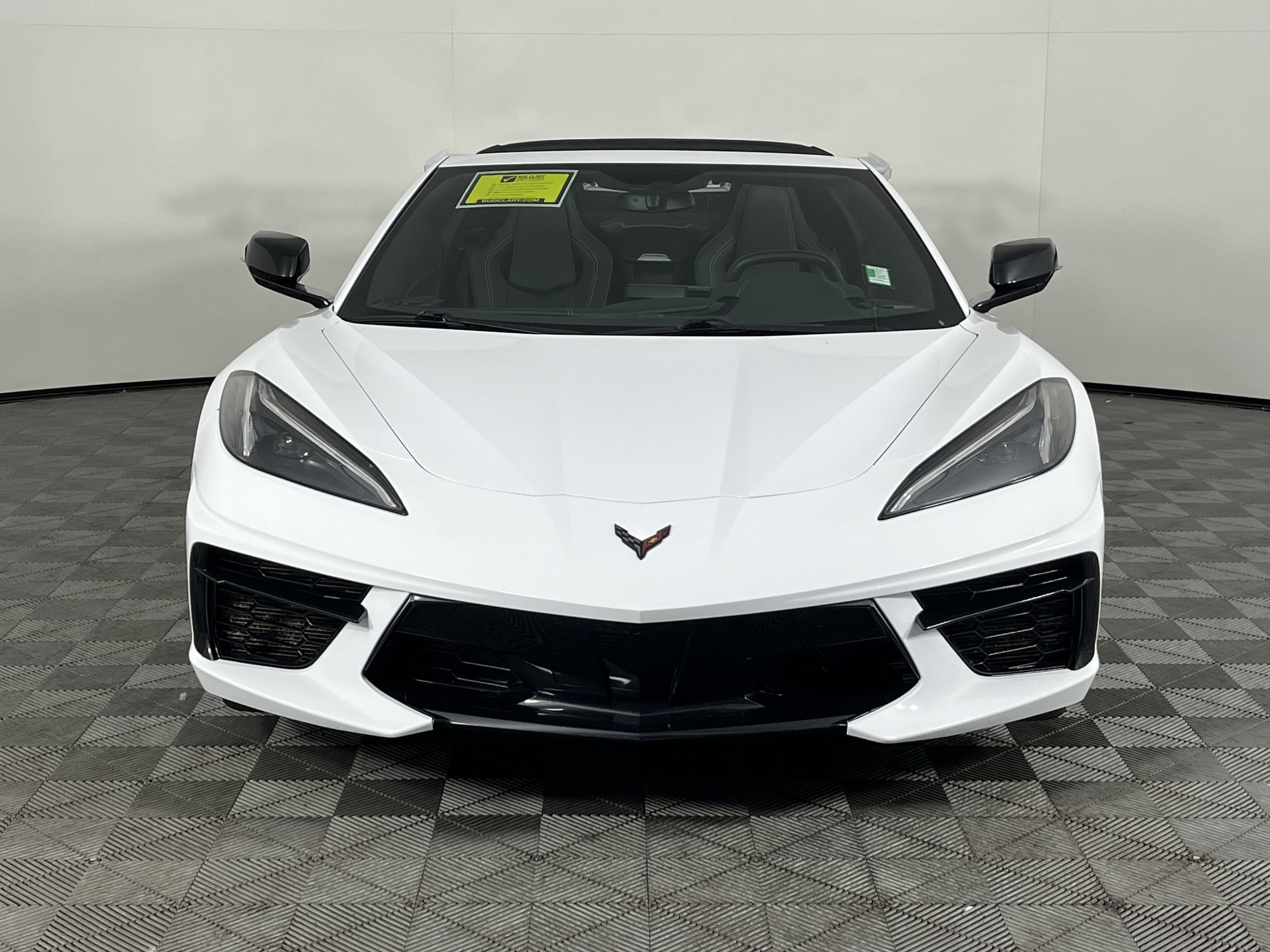 Used 2023 Chevrolet Corvette 1LT with VIN 1G1YA2D48P5125908 for sale in Longview, WA