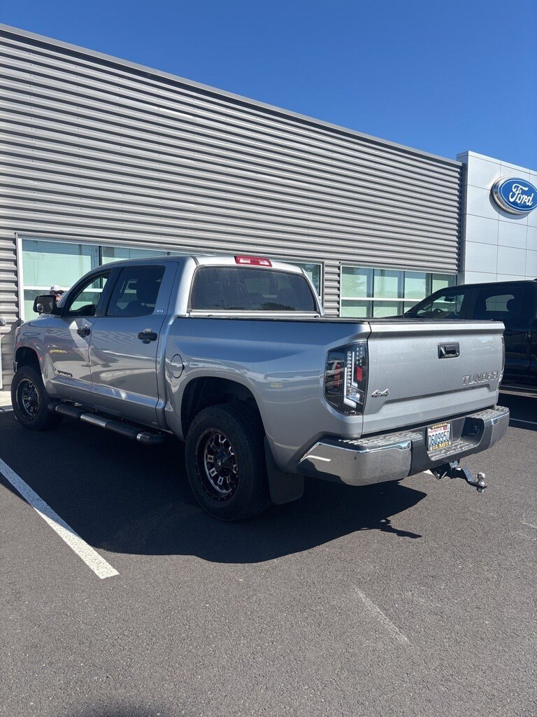2019 Toyota Tundra SR5 CrewMax photo 2