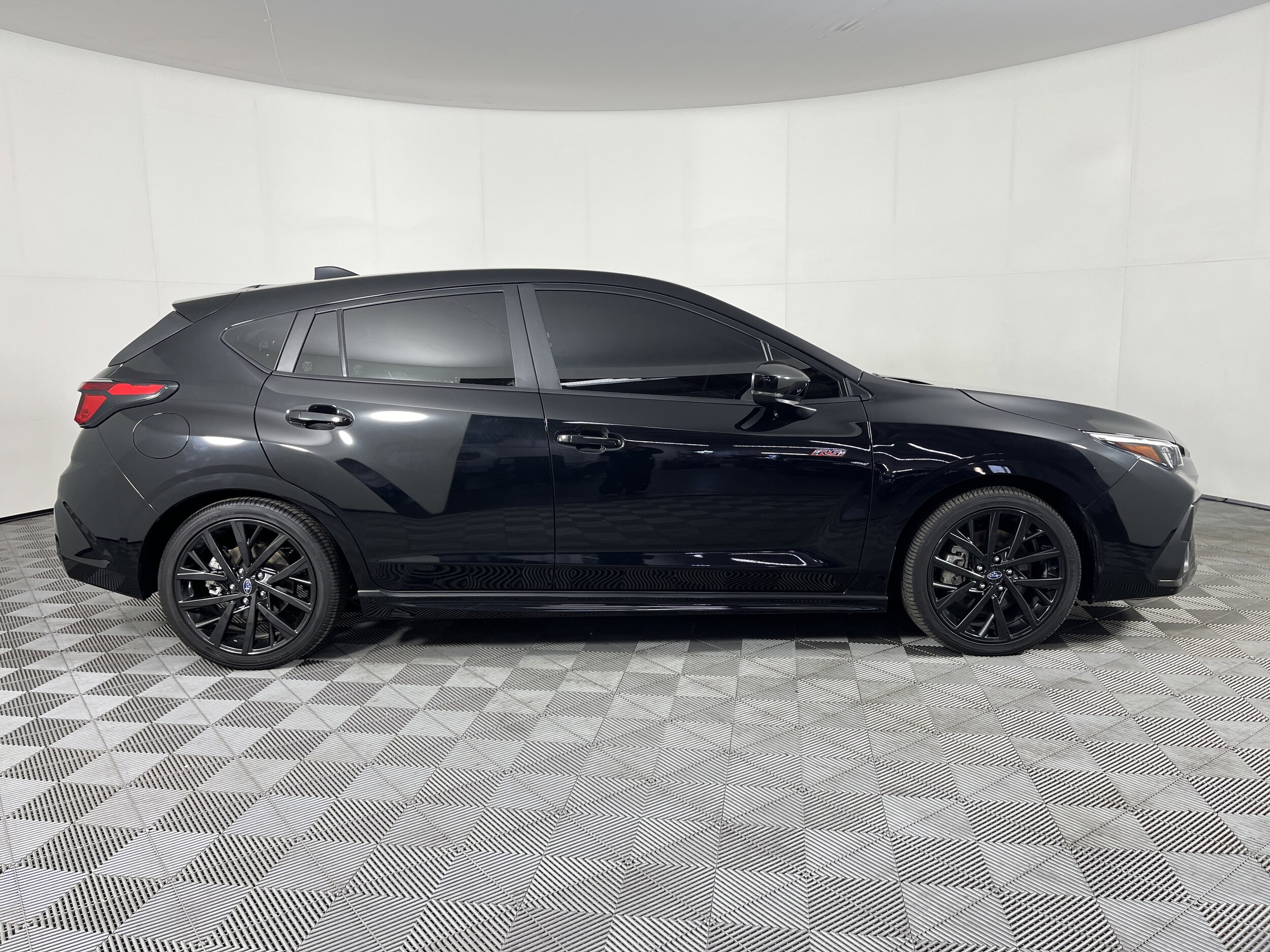 2024 Subaru Impreza RS photo 4