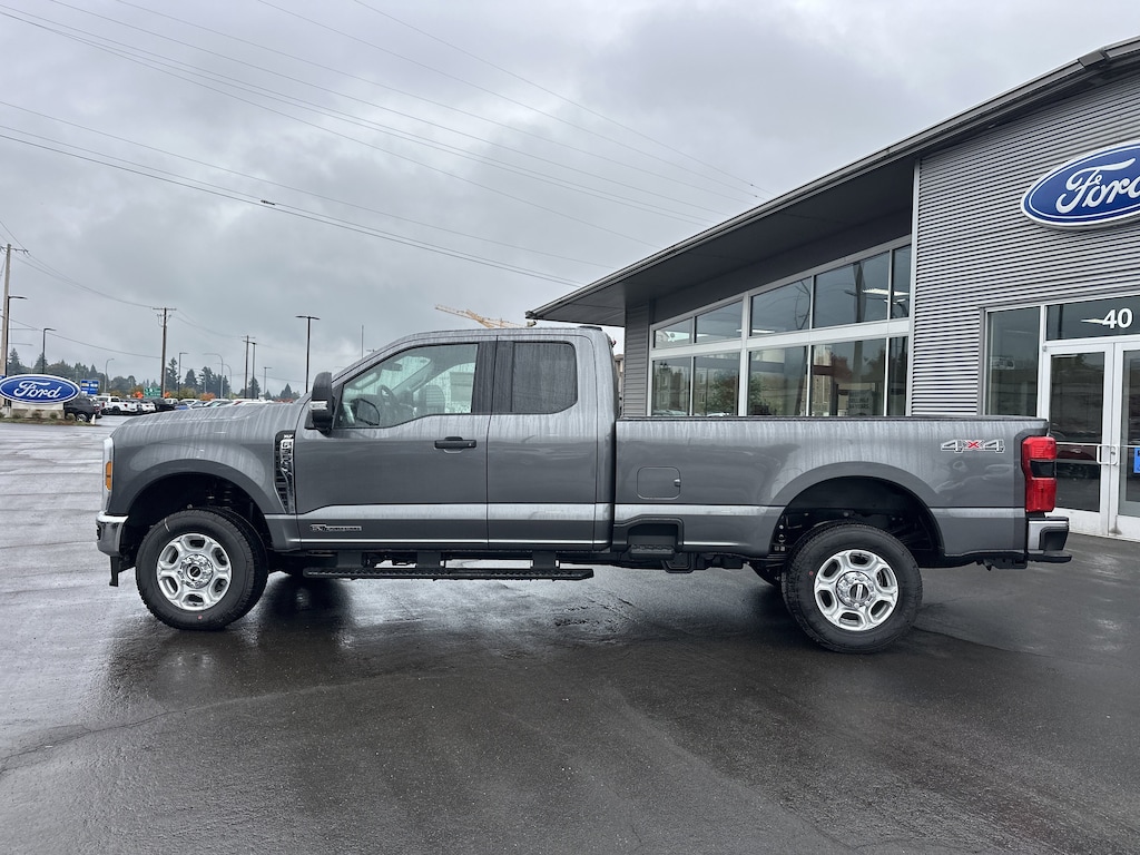 New 2026 Ford Super Duty F-350 SRW XLT
