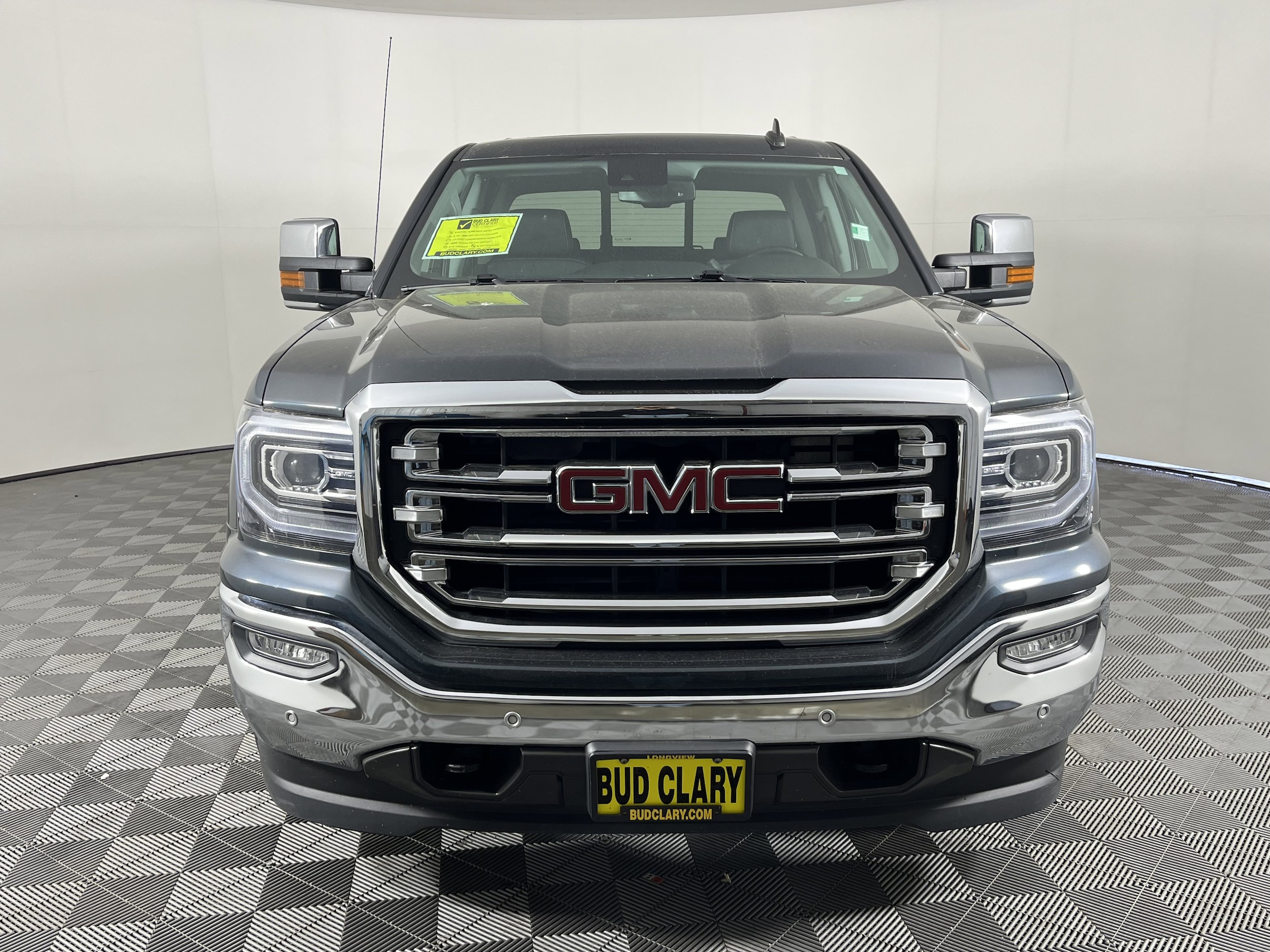 Used 2018 GMC Sierra 1500 SLT with VIN 3GTU2NEJ5JG252513 for sale in Longview, WA