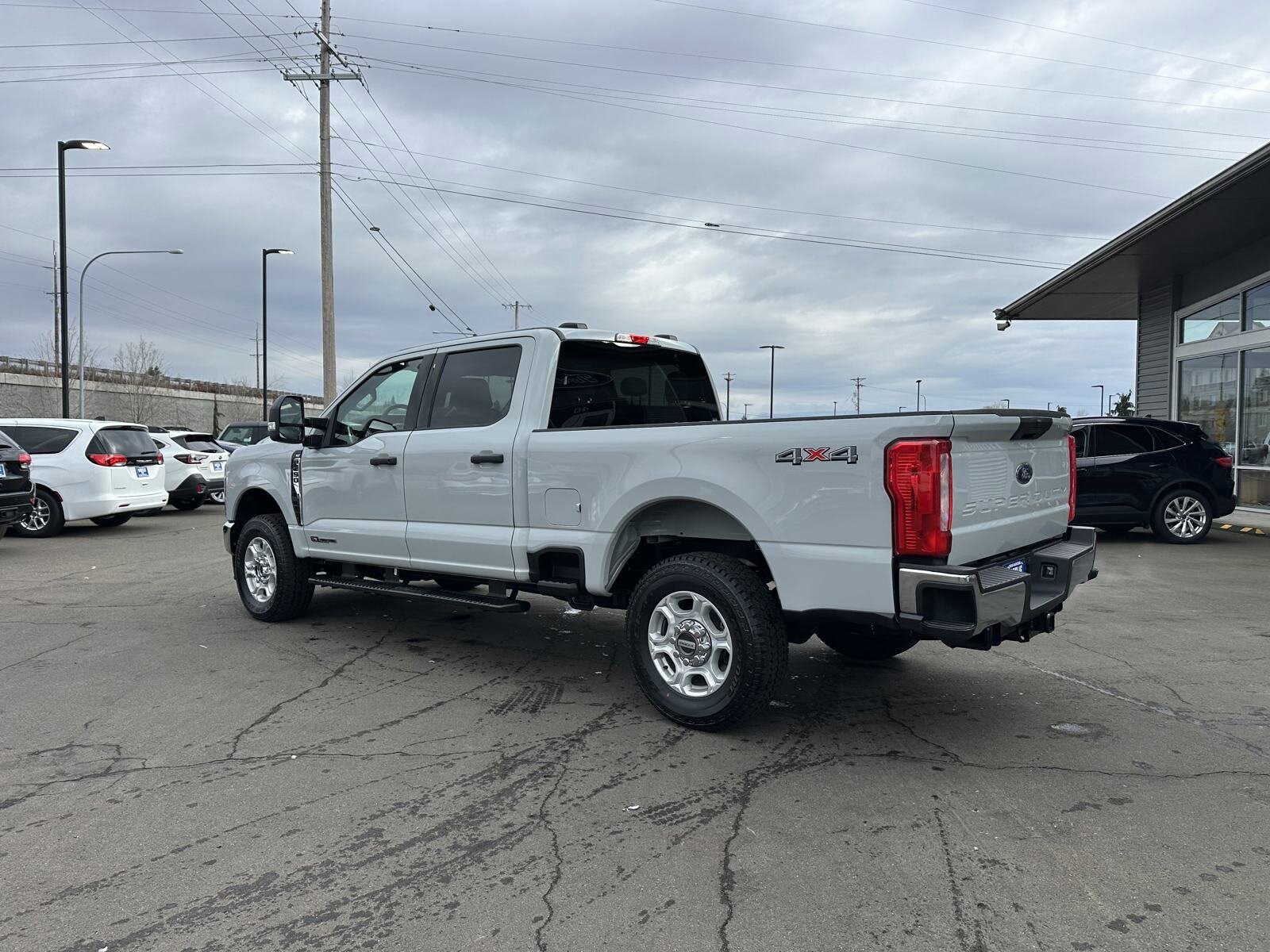 2025 Ford F-250 XLT photo 3
