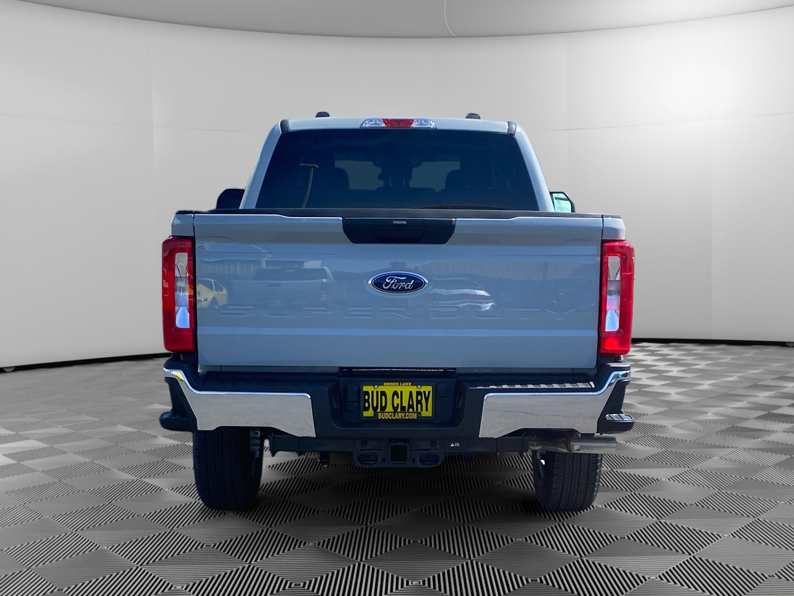 2025 Ford F-250 XLT photo 4