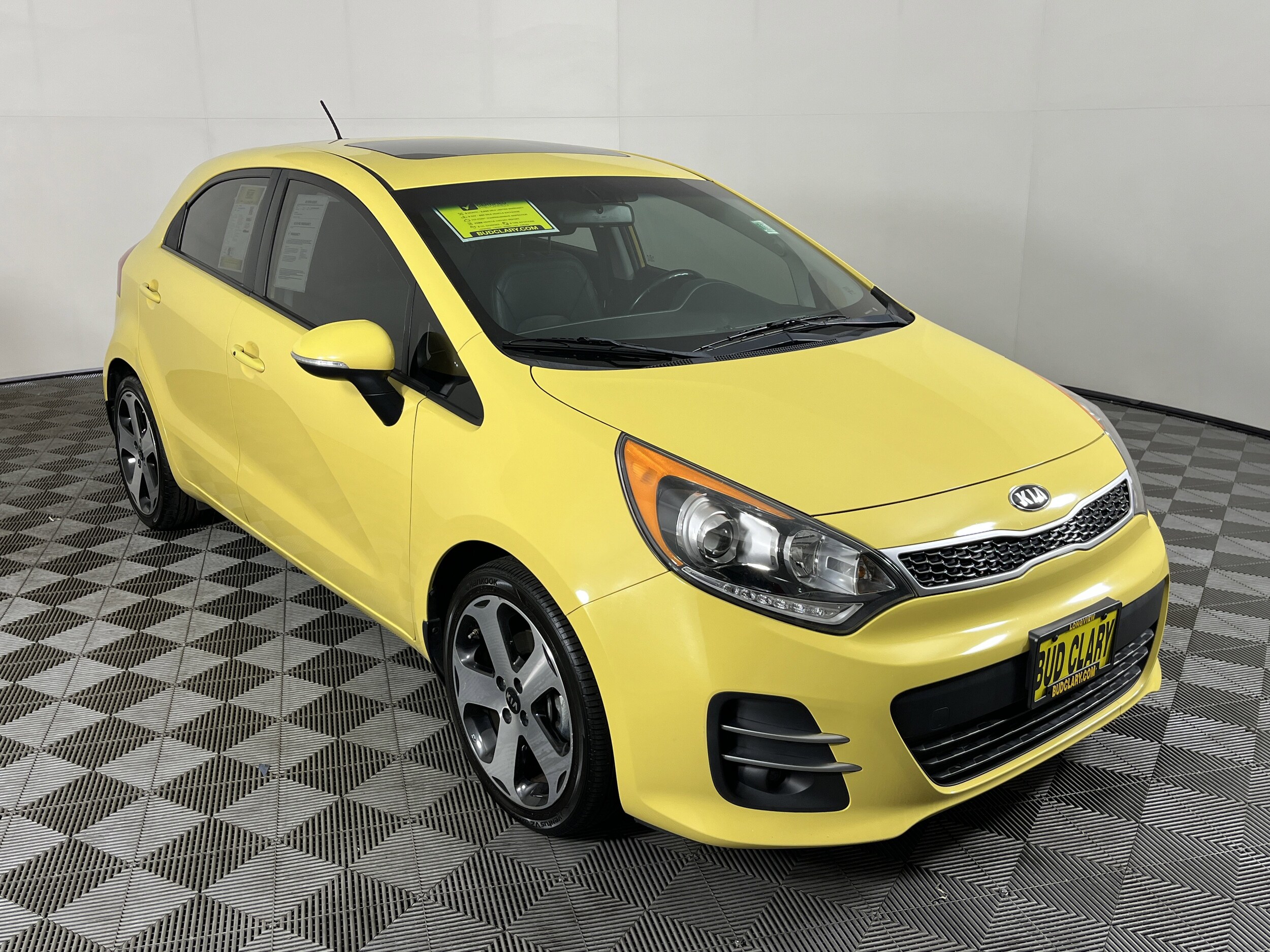 2016 Kia Rio SX photo 3