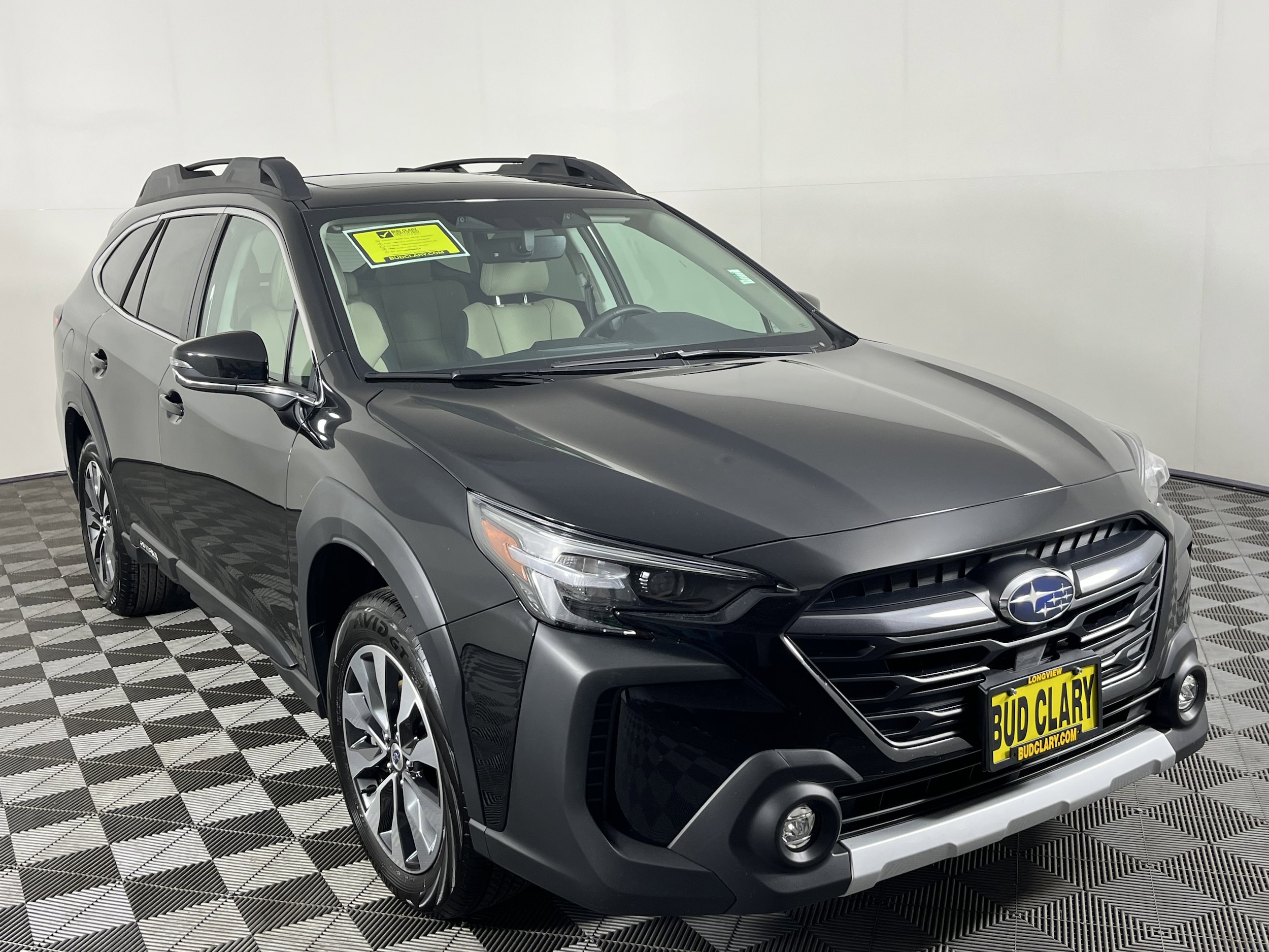 2025 Subaru Outback Limited photo 3