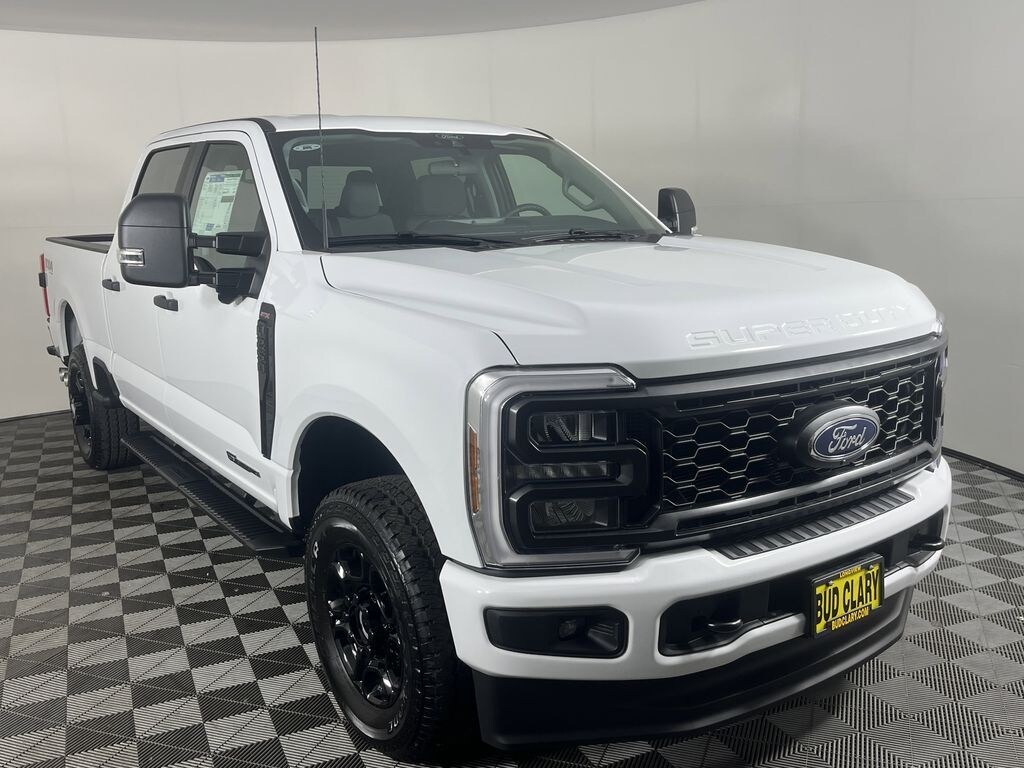 New 2025 Ford F-250SD XL Truck