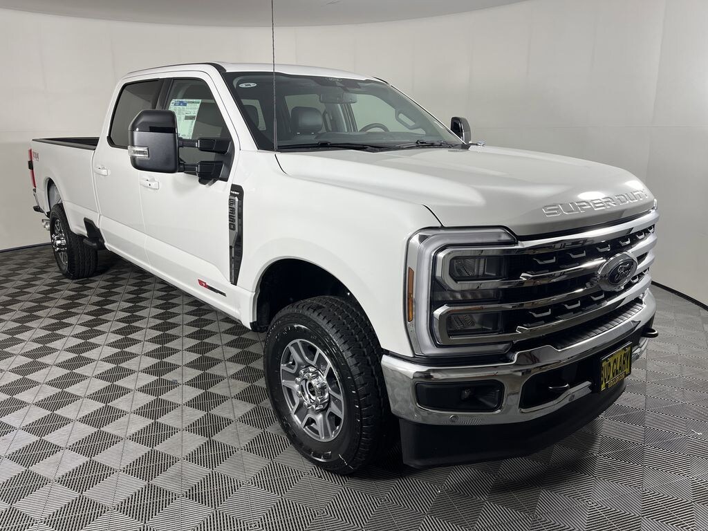 New 2025 Ford F-350SD Lariat Truck