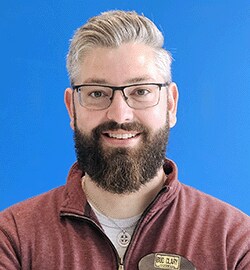 Staff member Marshall Brock from ID_f7b095ed0220