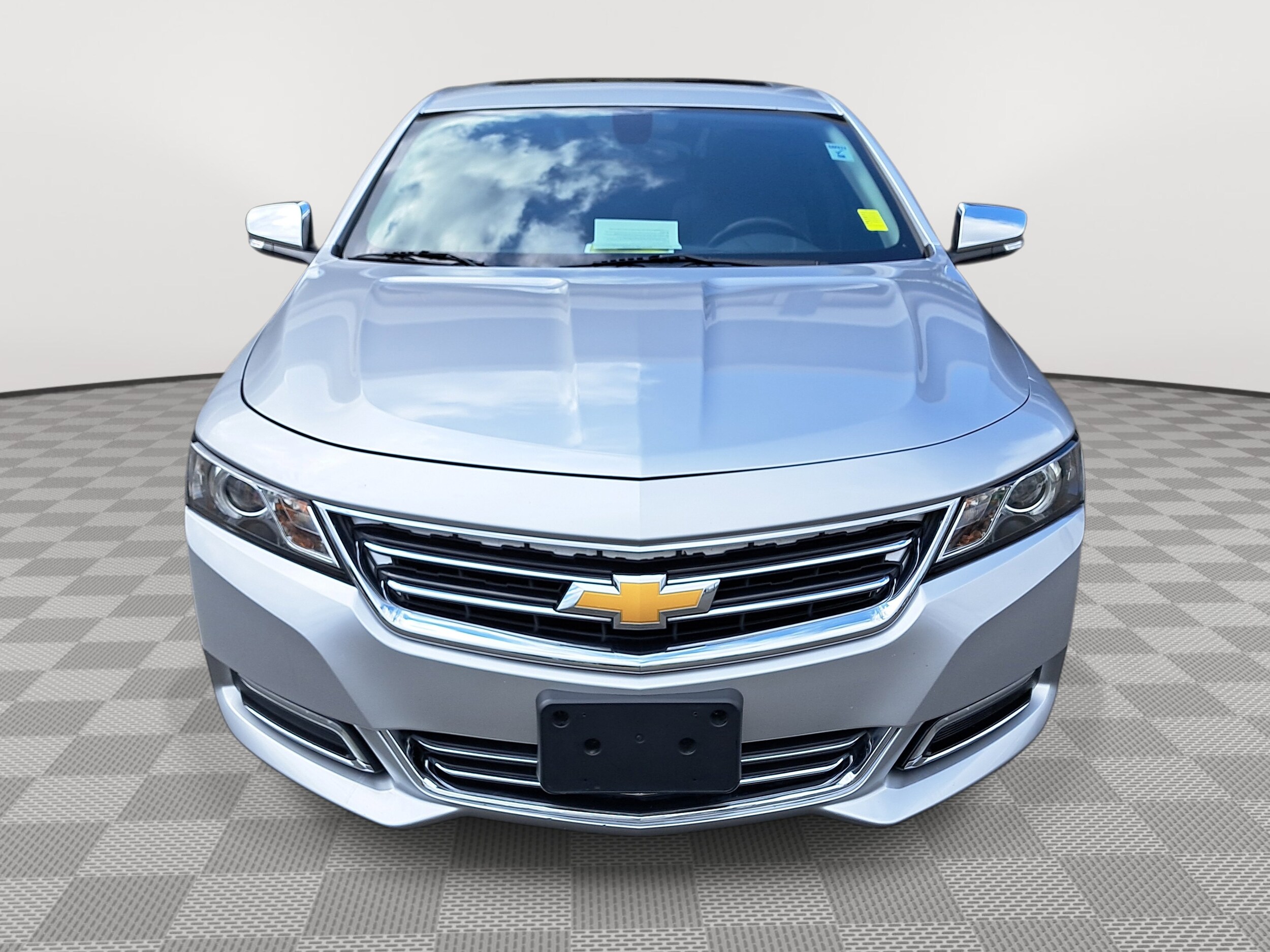 2019 Chevrolet Impala Premier photo 2