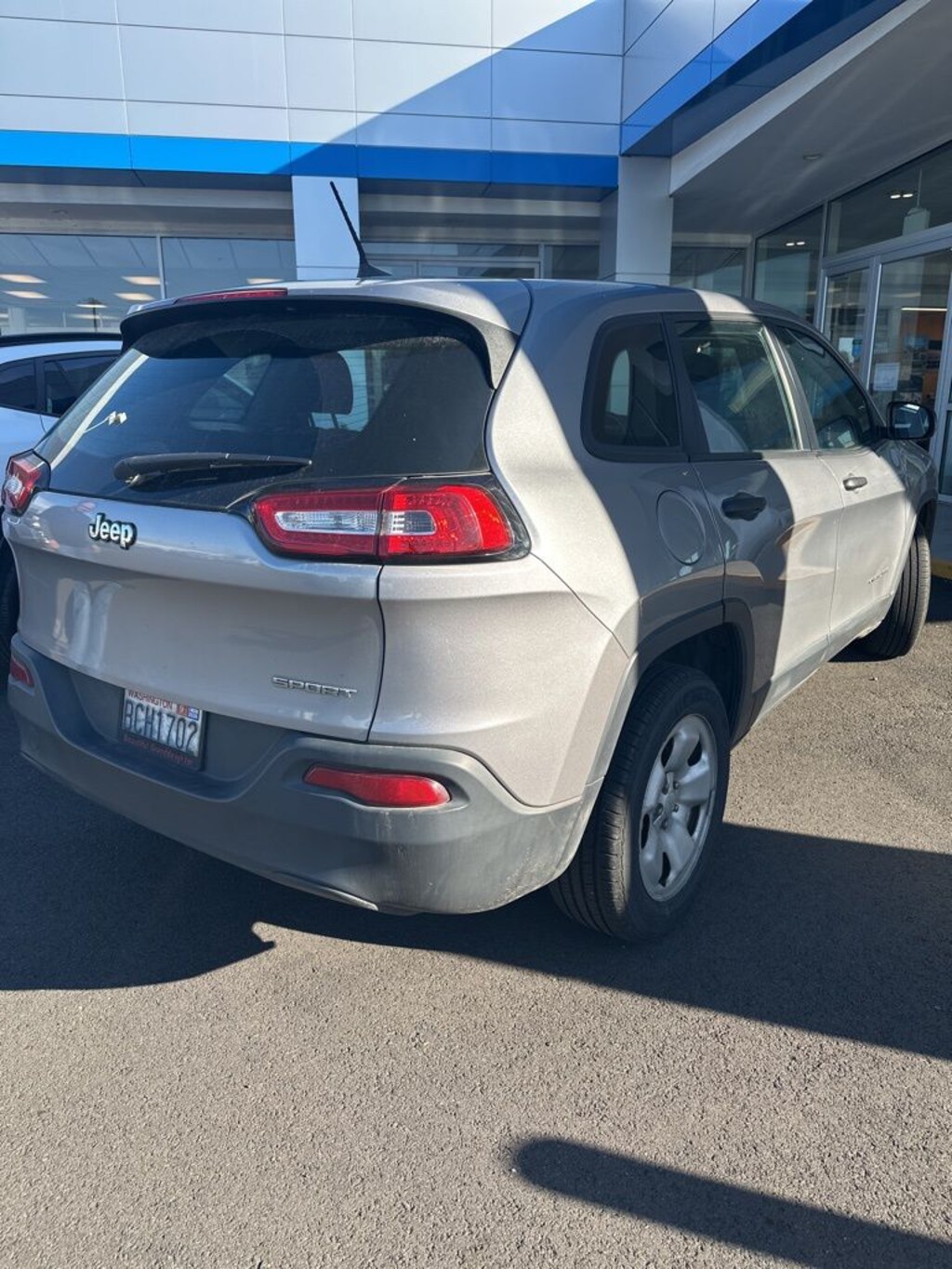 Used 2016 Jeep Cherokee Sport SUV
