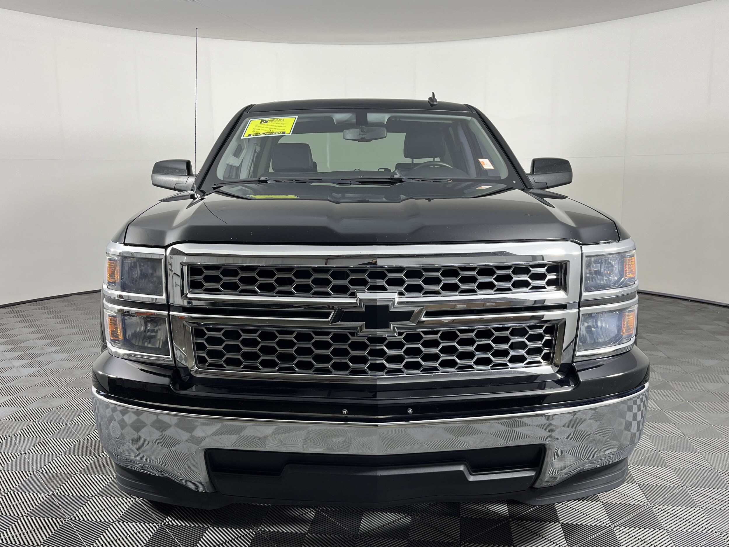 2014 Chevrolet Silverado 1500 LT photo 2