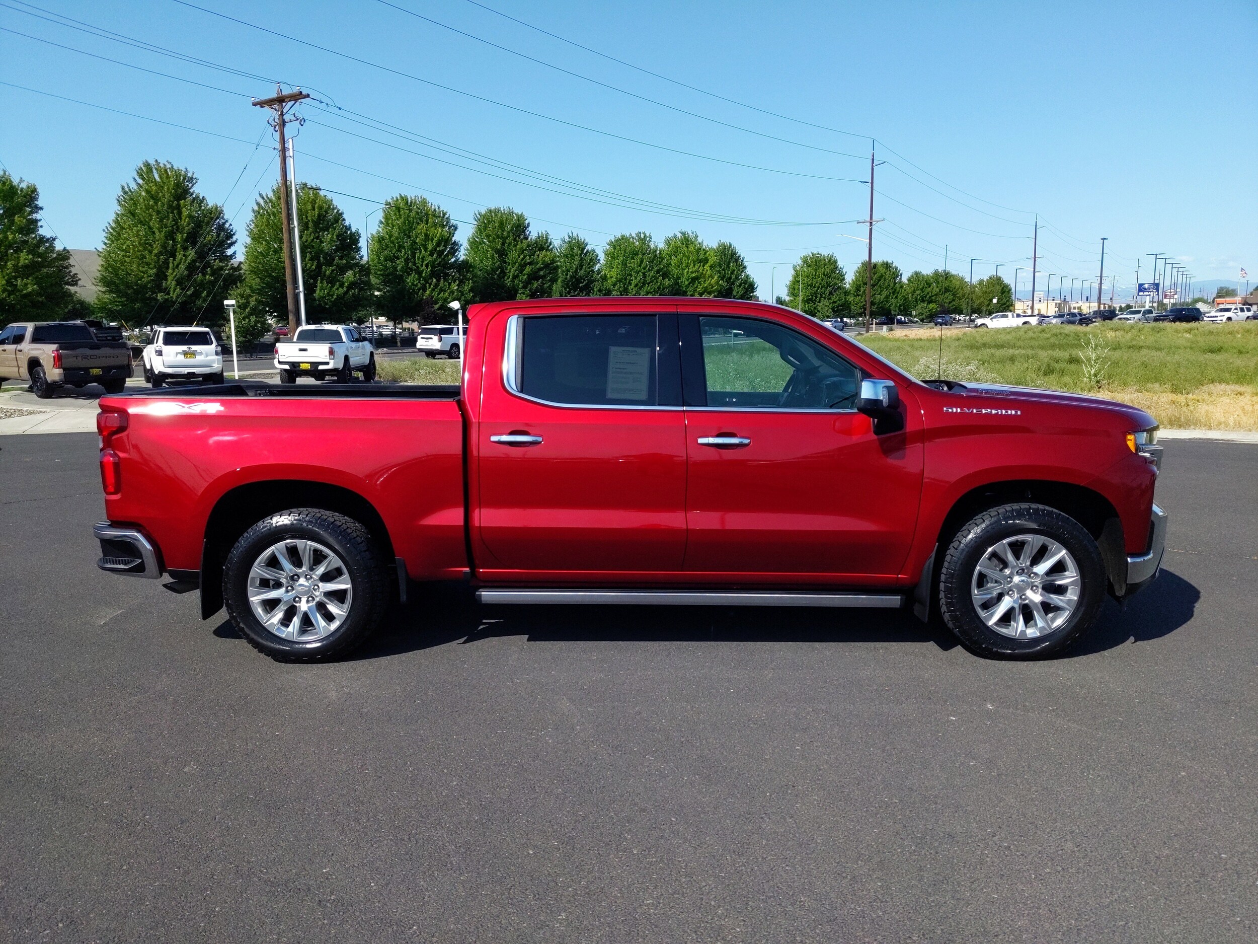 2022 Chevrolet Silverado 1500 LTZ photo 2