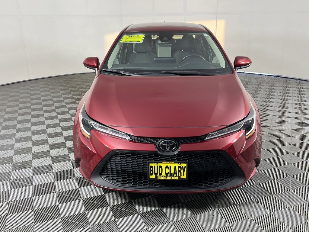 Used 2022 Toyota Corolla LE Sedan