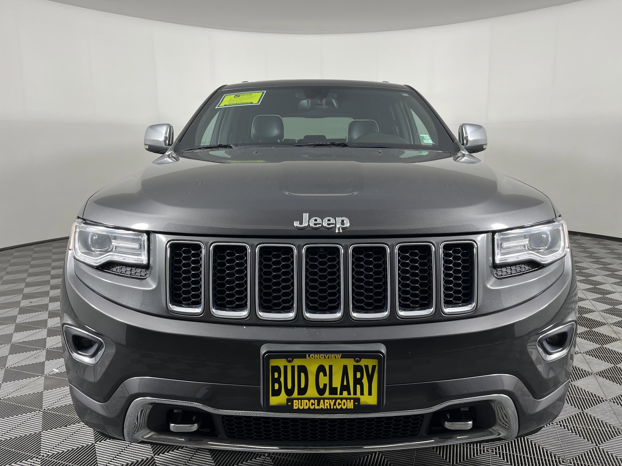 Used 2015 Jeep Grand Cherokee Overland with VIN 1C4RJFCT6FC937164 for sale in Longview, WA