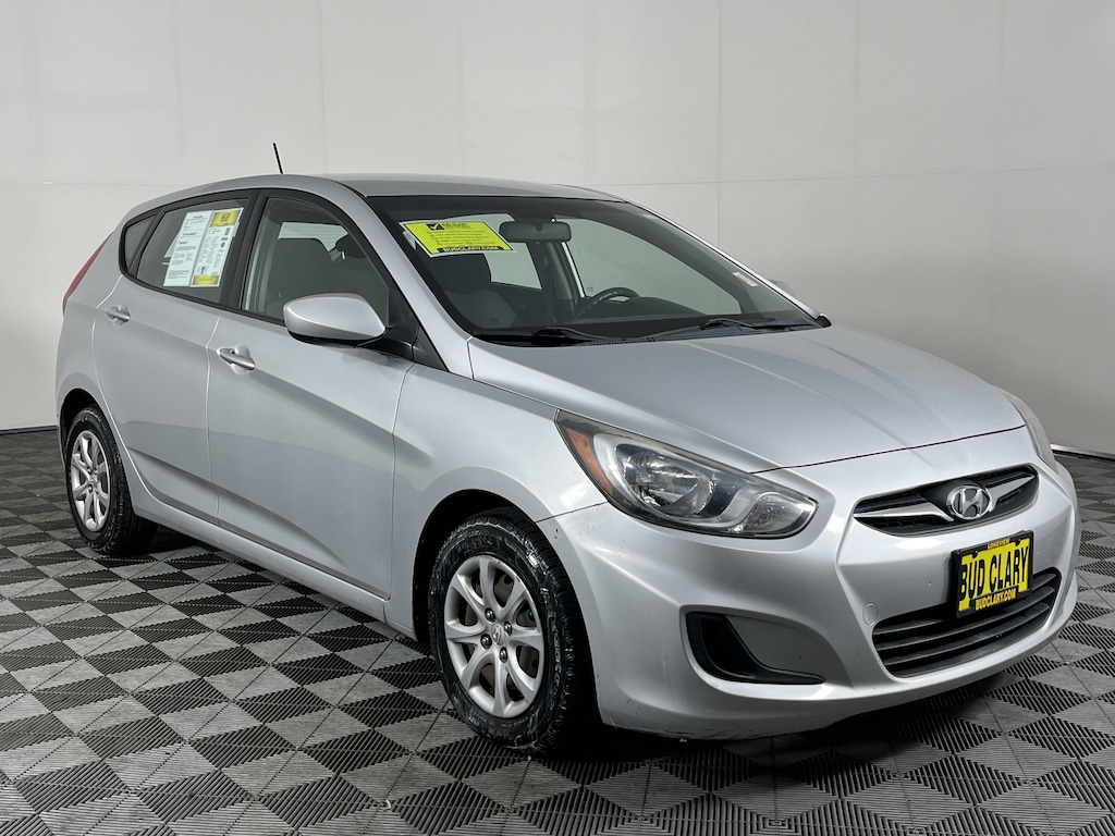 Used 2012 Hyundai Accent GS HB Auto GS