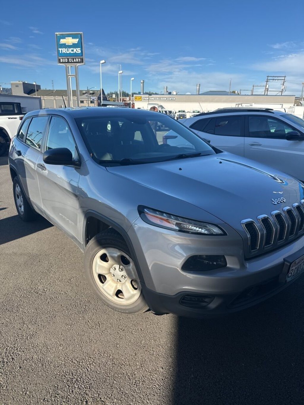 Used 2016 Jeep Cherokee Sport SUV
