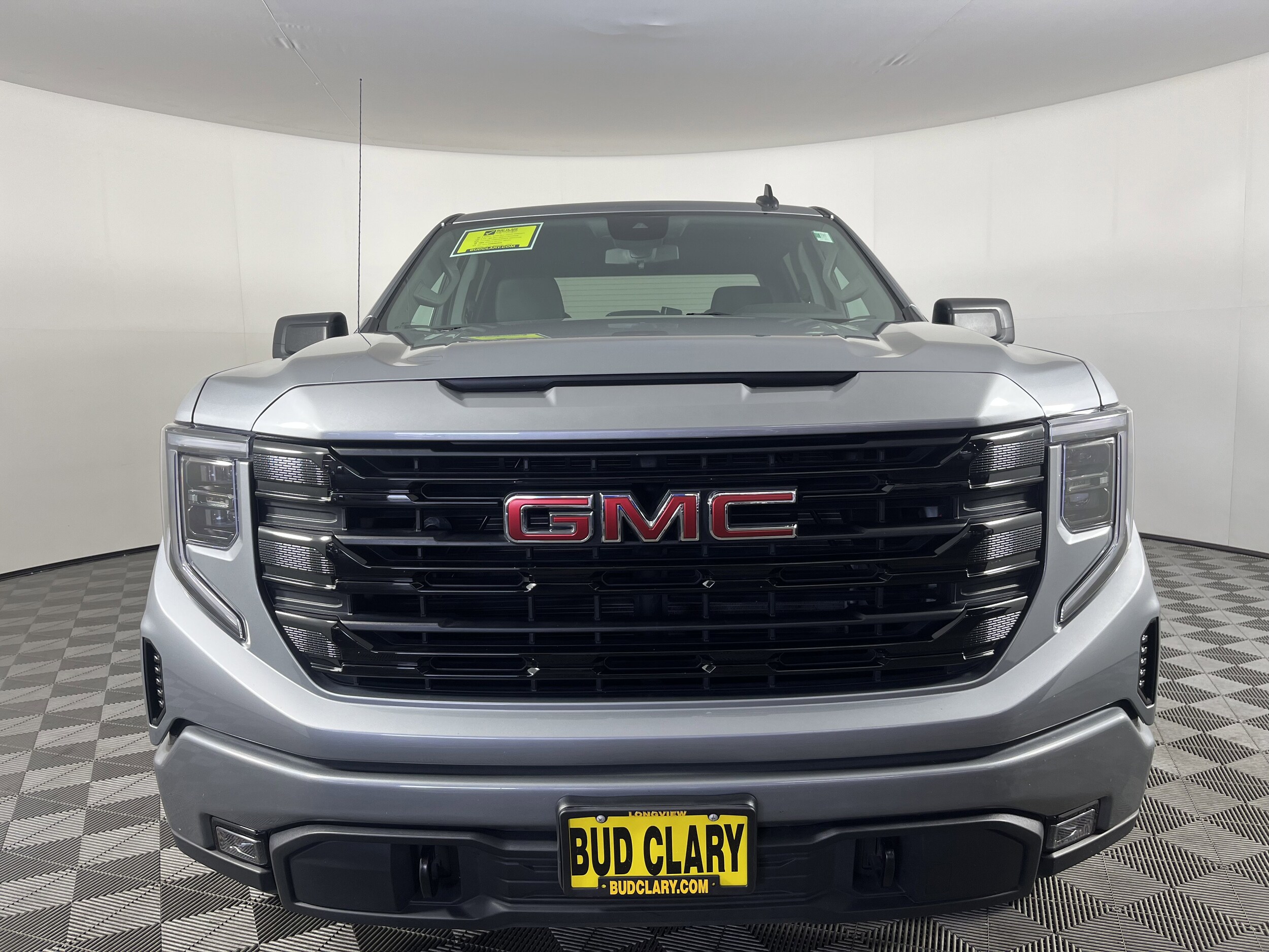 2024 Gmc Sierra 1500 Elevation photo 2