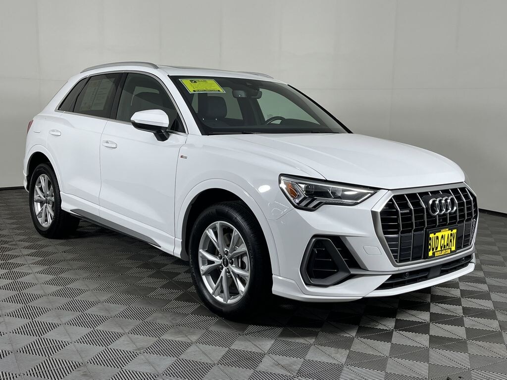 Used 2024 Audi Q3 Premium SUV