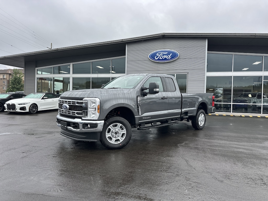 New 2026 Ford Super Duty F-350 SRW XLT