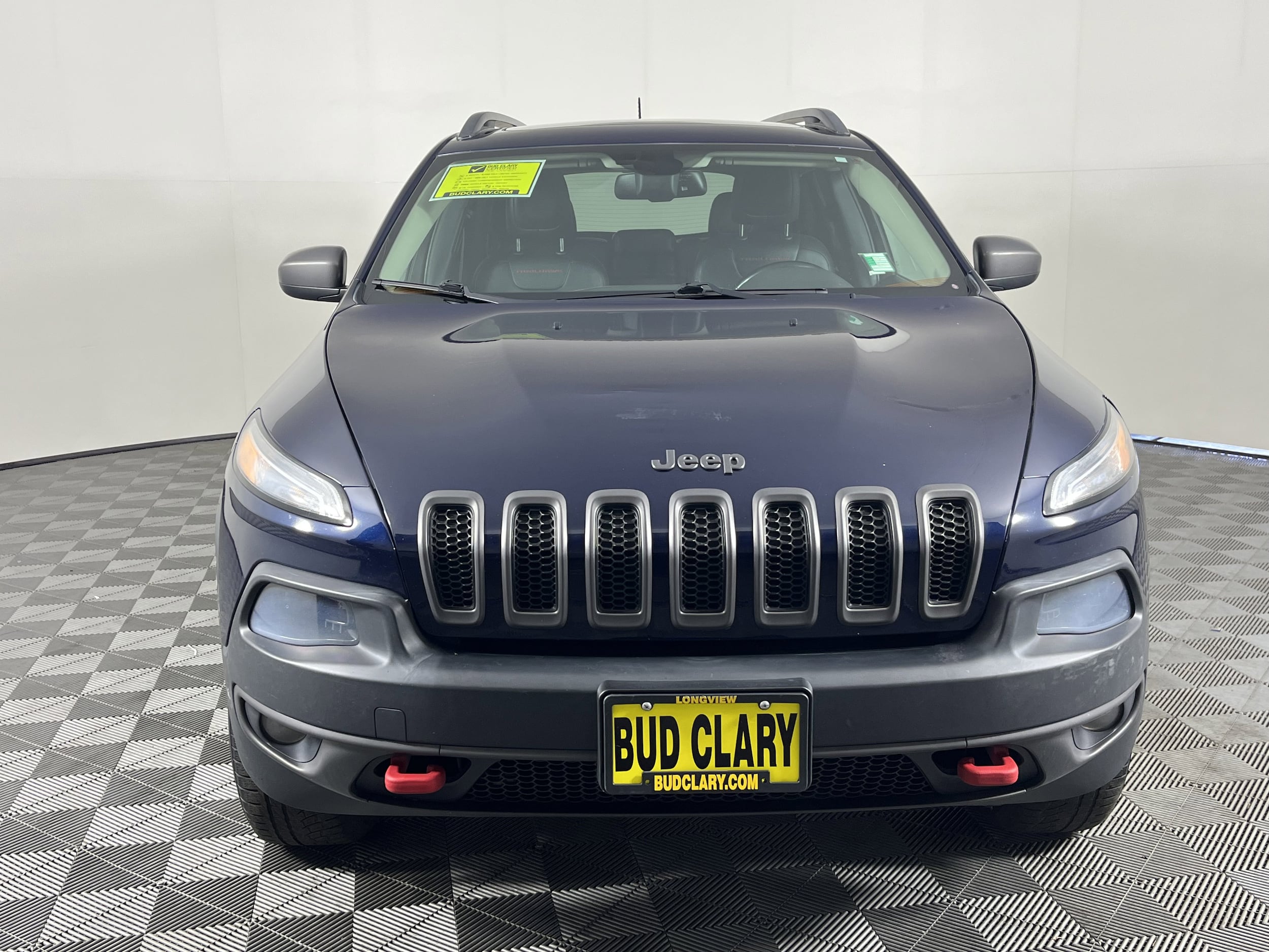 Used 2014 Jeep Cherokee Trailhawk with VIN 1C4PJMBS6EW255712 for sale in Longview, WA