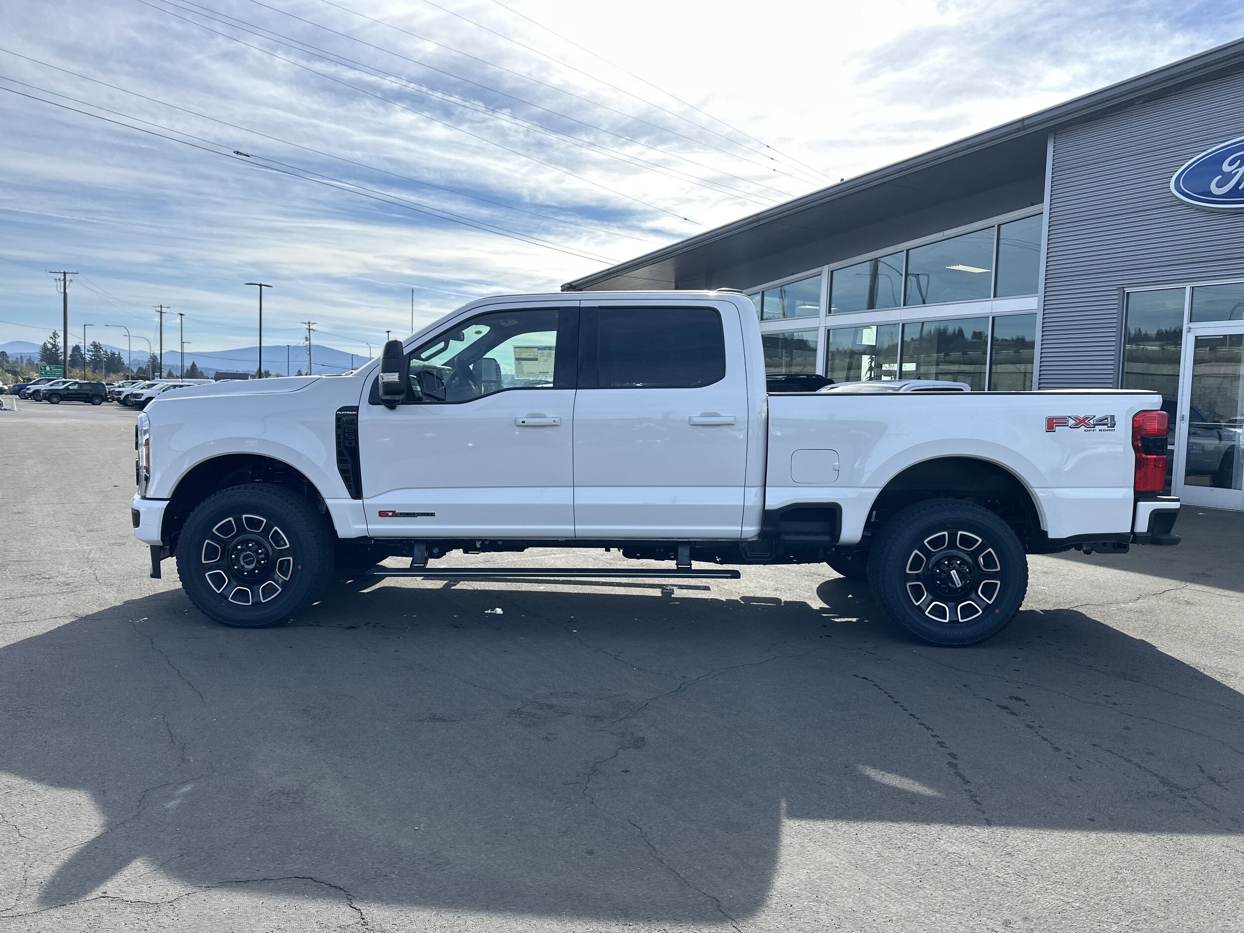 2025 Ford F-250 Platinum photo 2