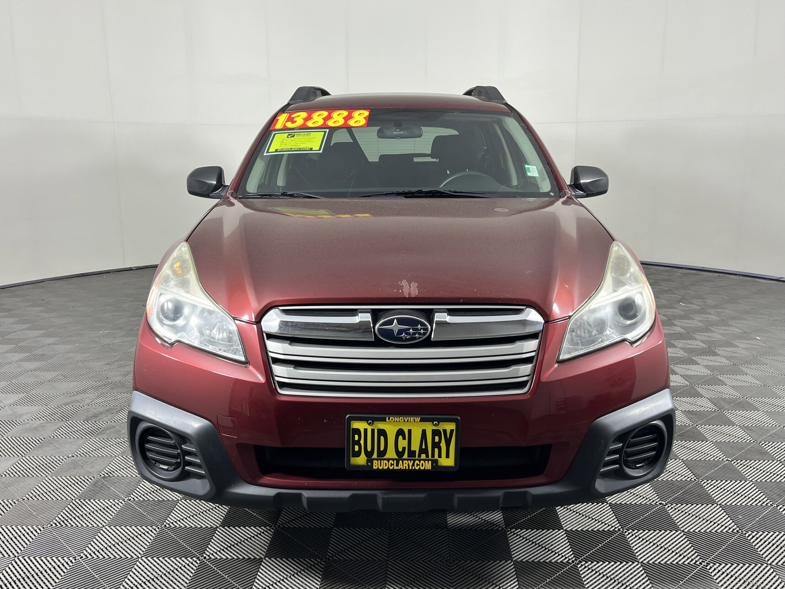2013 Subaru Outback 2.5i photo 2