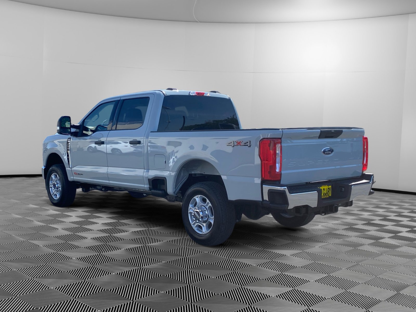 2025 Ford F-250 XLT photo 3