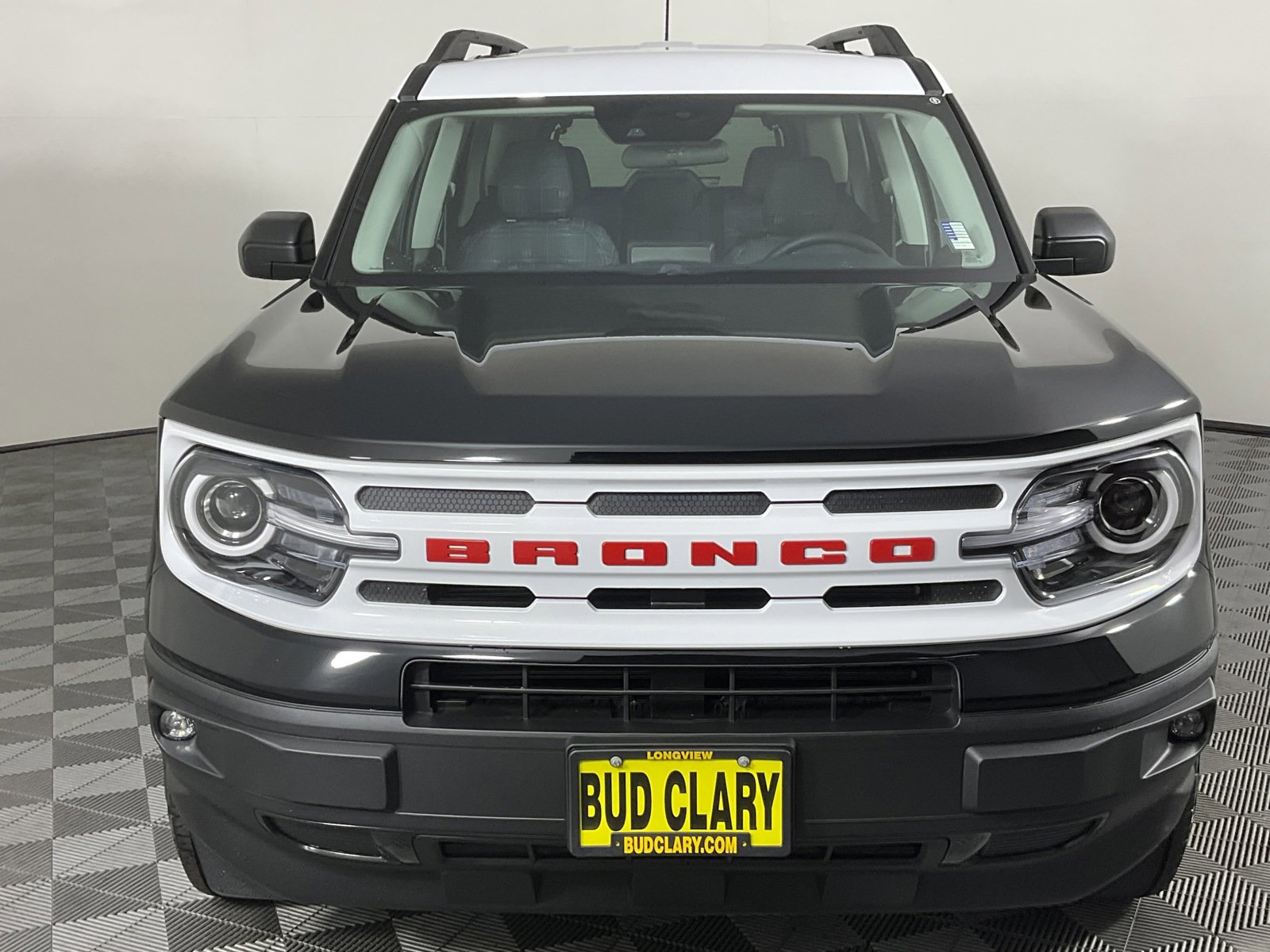 2024 Ford Bronco Sport Heritage photo 2