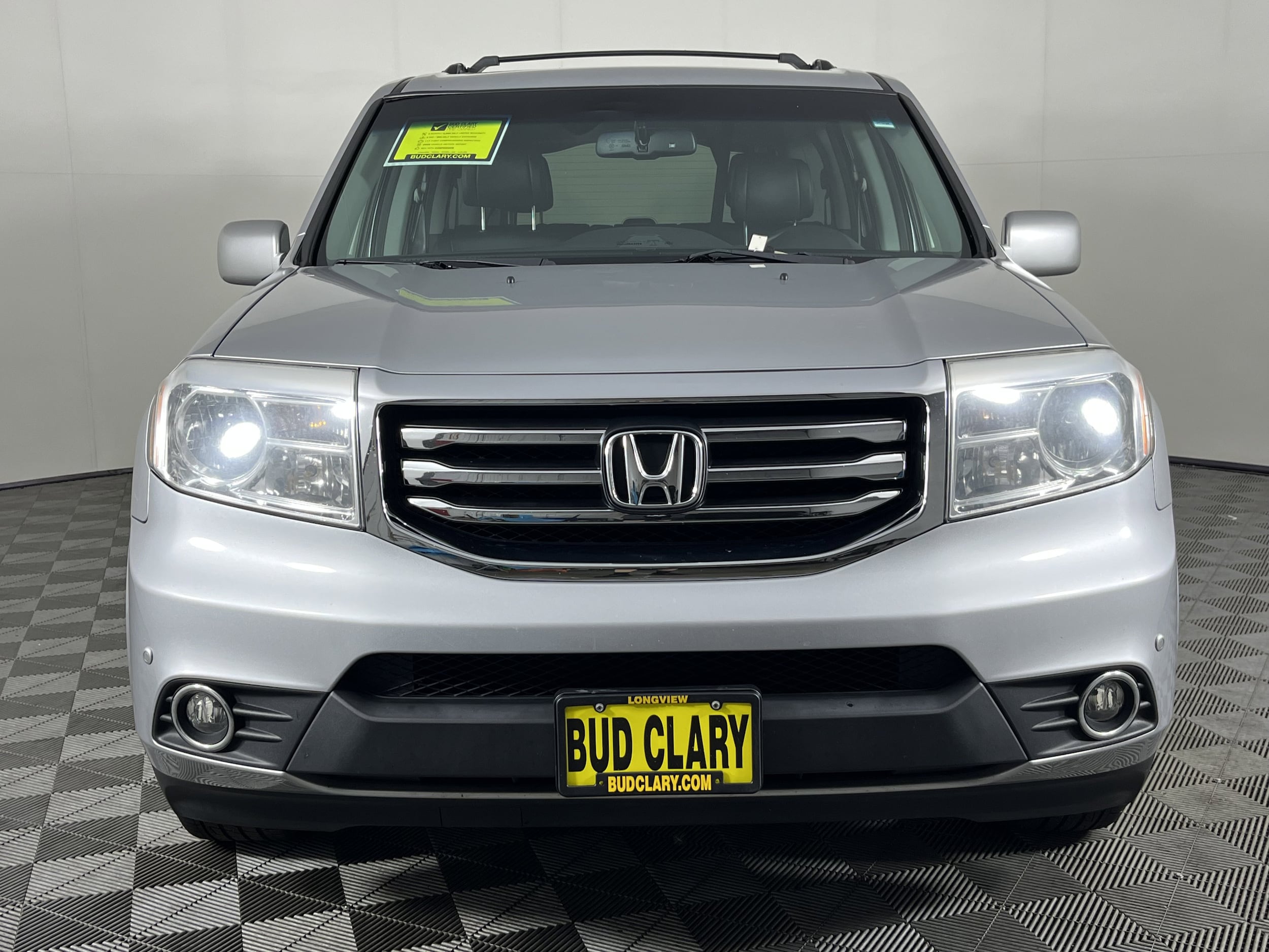 Used 2013 Honda Pilot Touring with VIN 5FNYF4H9XDB054232 for sale in Longview, WA