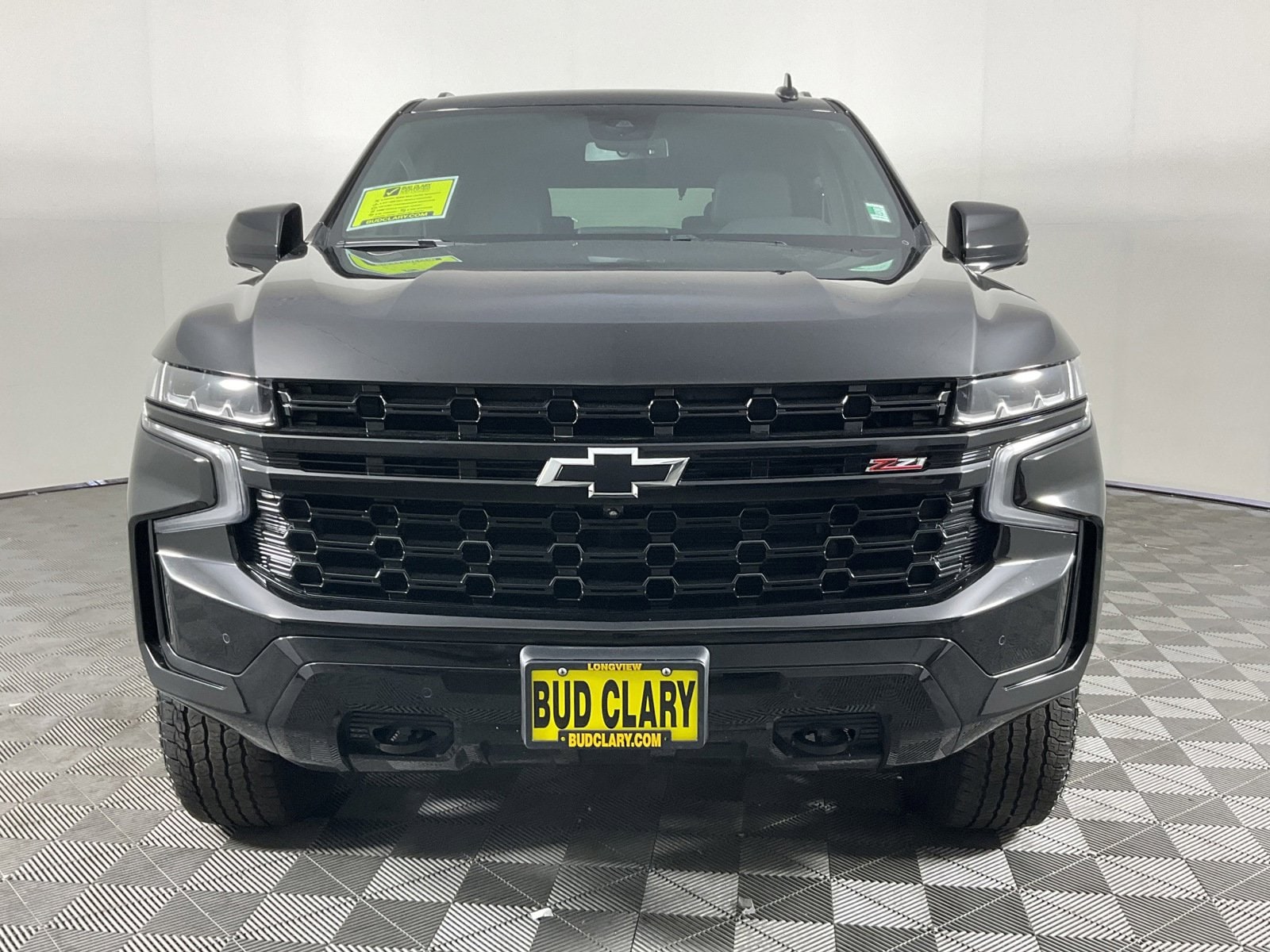 Used 2023 Chevrolet Tahoe Z71 with VIN 1GNSKPKD8PR248134 for sale in Longview, WA